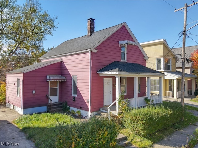 view of front of property with covered porch