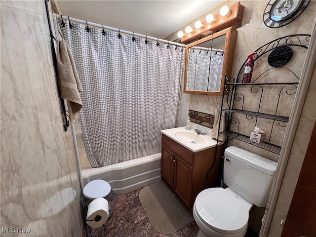 full bathroom featuring shower / bathtub combination with curtain, vanity, and toilet