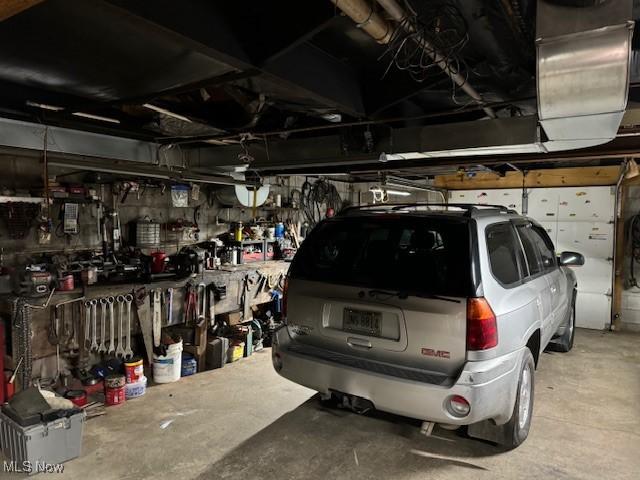 9793 Ziegler Rd, Hanoverton, OH 44423 - view of garage