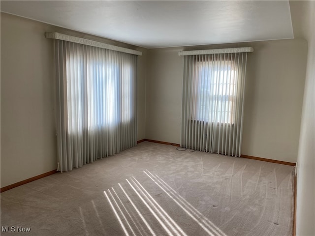 view of carpeted spare room