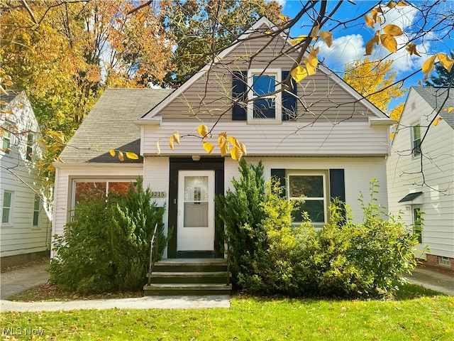 view of front of property