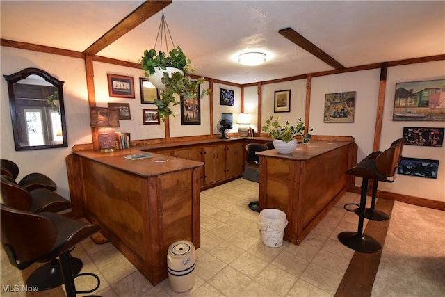 office area with crown molding