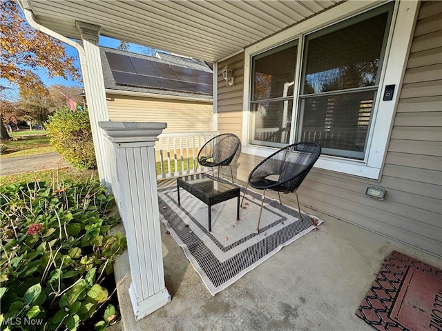 view of patio / terrace with covered porch