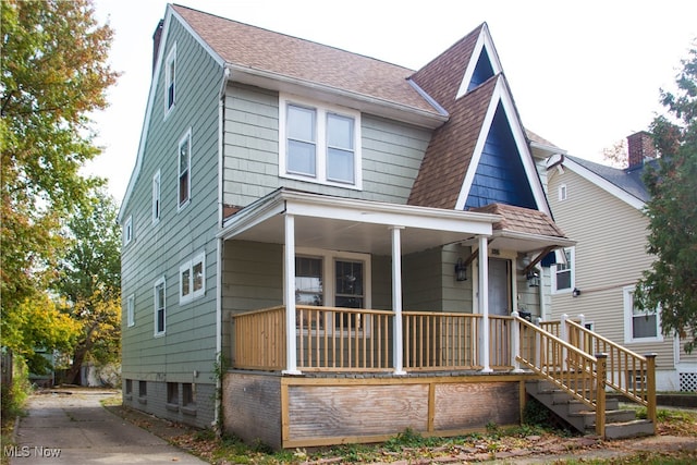 view of front facade with covered porch