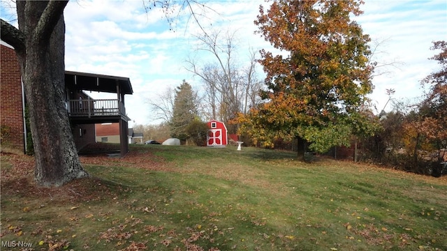 130 Clearview Ave, Weirton, WV 26062 - view of grassy yard with a storage shed and an outdoor structure