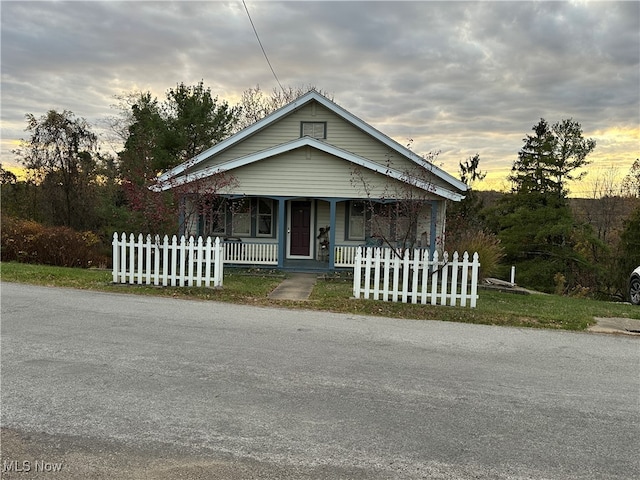 view of front of house with a porch