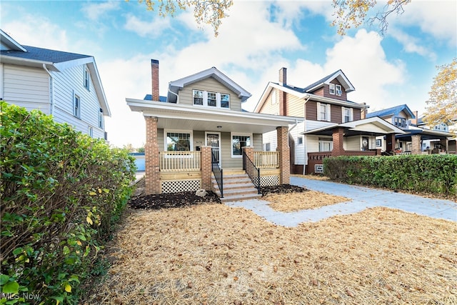 view of front of home featuring a porch