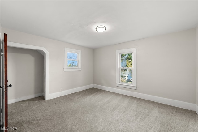 spare room with carpet flooring