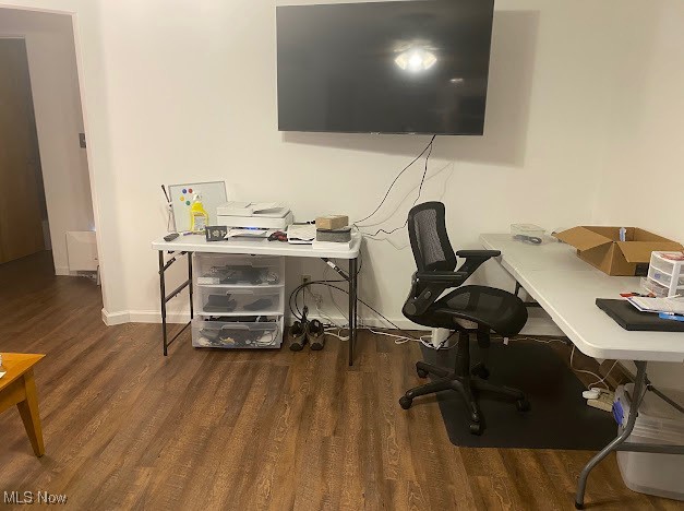 office area featuring dark hardwood / wood-style floors