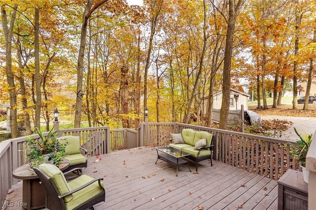 370 Wilcox Rd, Austintown, OH 44515 - wooden deck with an outdoor hangout area