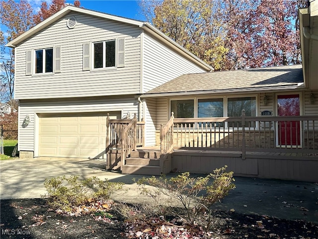 view of front of house with a garage