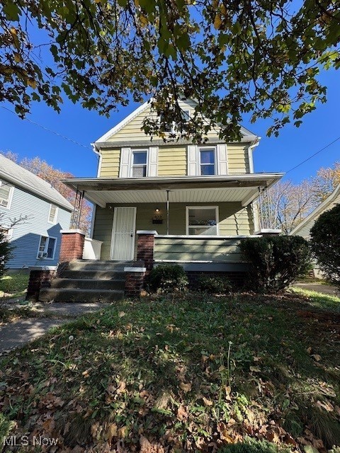 view of front of property with a porch