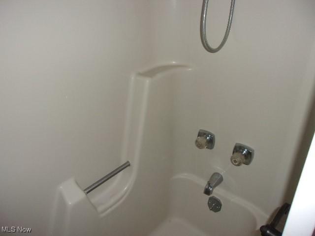 139 Melinda Dr, Wintersville, OH 43953 - bathroom view of a shower
