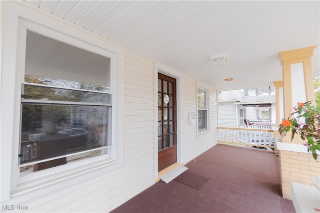 view of patio / terrace with a porch