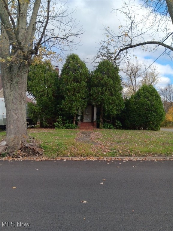 view of front of house