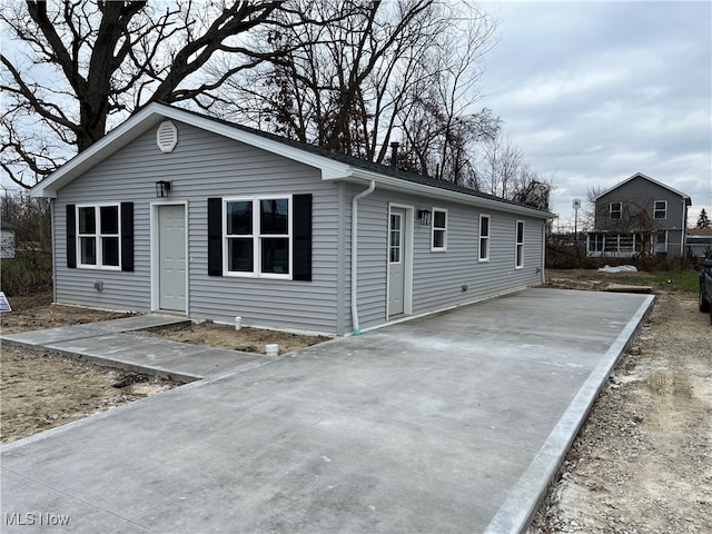 view of front of house