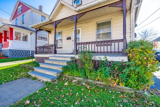 view of front of house featuring covered porch