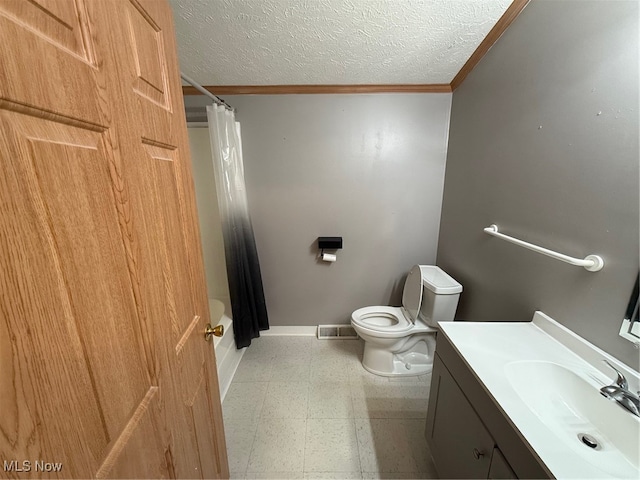 full bathroom featuring ornamental molding, a textured ceiling, shower / tub combo with curtain, vanity, and toilet