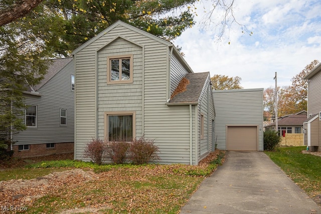 view of home's exterior