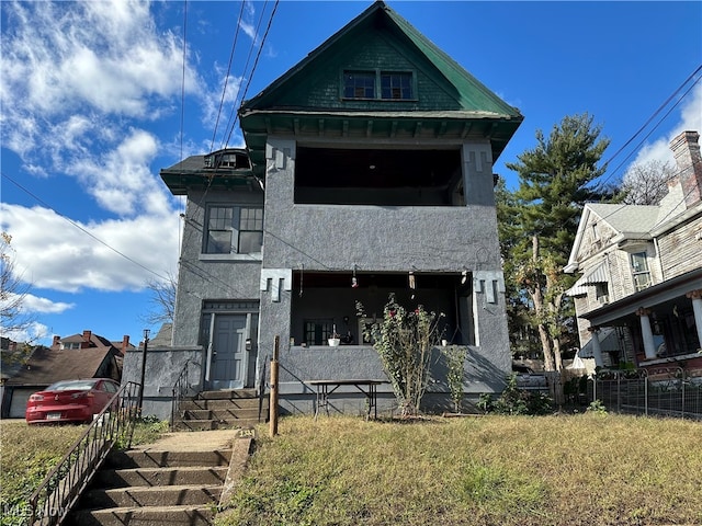 view of front of property