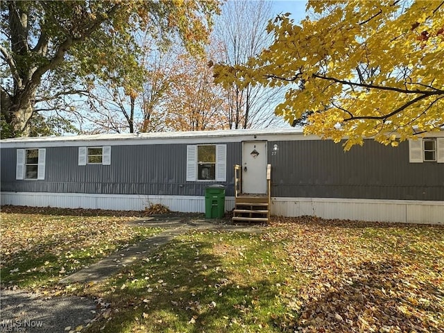 view of manufactured / mobile home