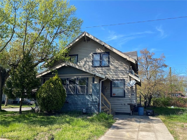 13301 Garden Rd, East Cleveland, OH 44112 - photo 1