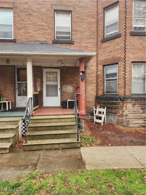 property entrance with a porch