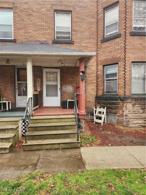9411 Detroit Ave Unit 1, Cleveland, OH 44102 - photo 2