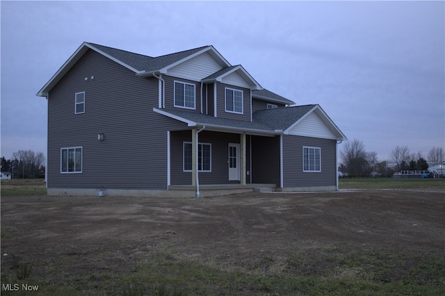 view of front of property featuring a porch