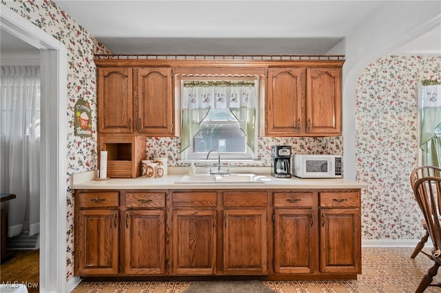 kitchen featuring sink