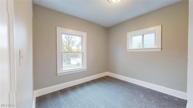 view of carpeted spare room