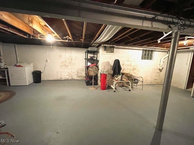 basement featuring separate washer and dryer