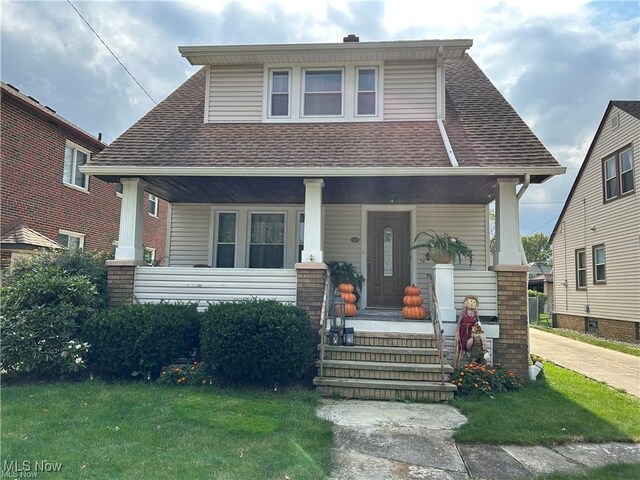 view of front of house with covered porch