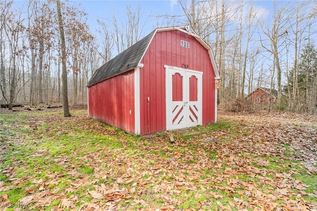 view of outbuilding