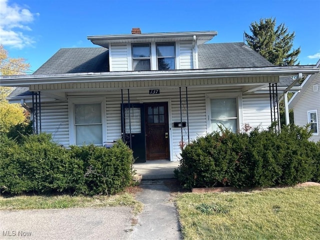 view of front of property with covered porch