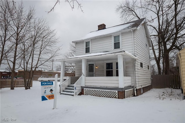 view of front of property featuring a porch