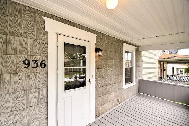 property entrance with a porch