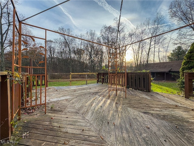 view of deck at dusk