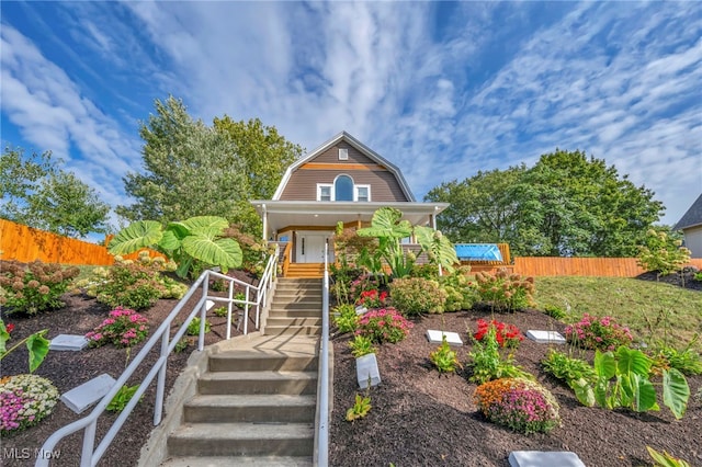 view of front of home with covered porch