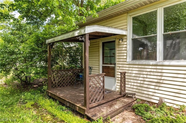 18061 Derr Ave, Beloit, OH 44609 - view of deck