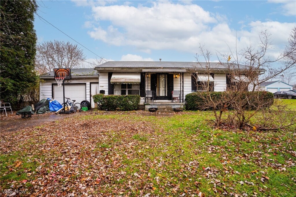 1316 Scioto St, Youngstown, OH 44505