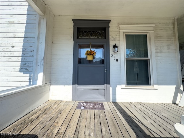 view of property entrance