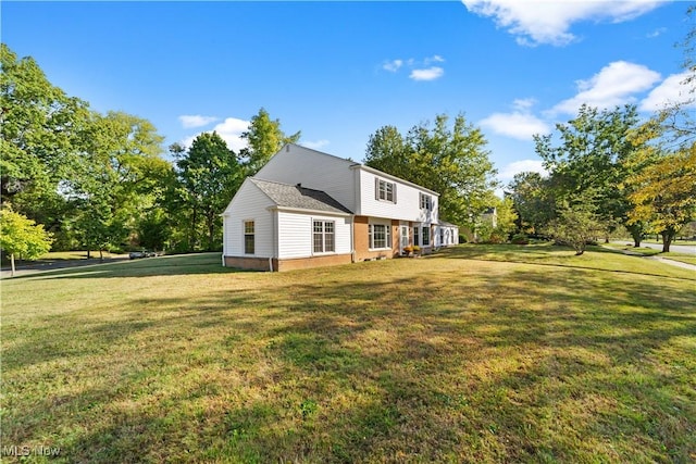 exterior space featuring a lawn