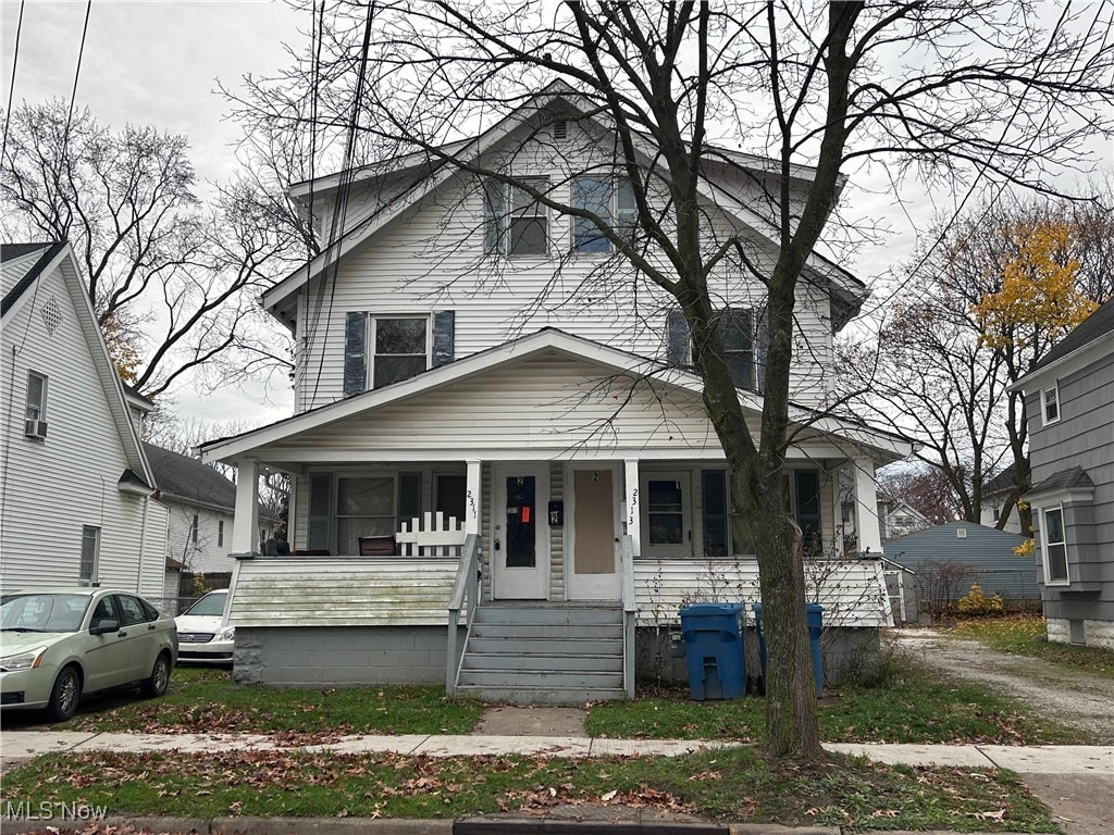 view of front of property with a porch