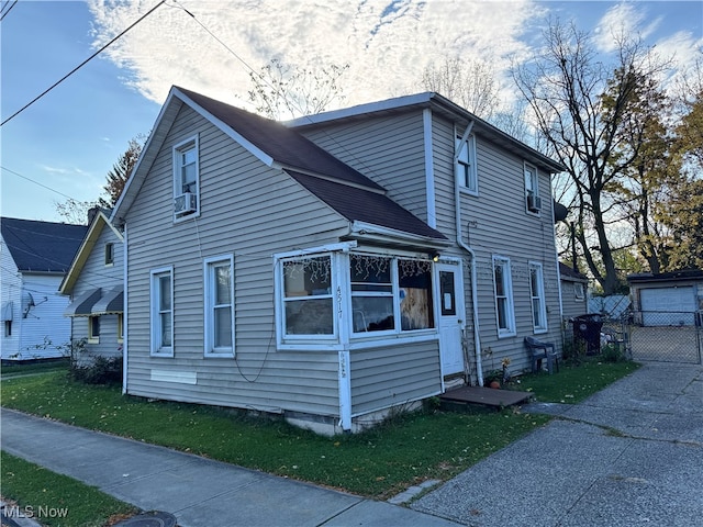 view of home's exterior