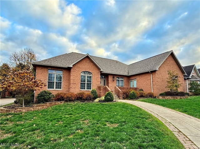 view of front of property with a front yard