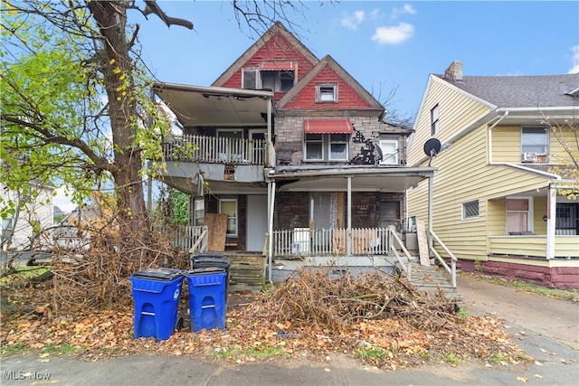 view of front of property with covered porch