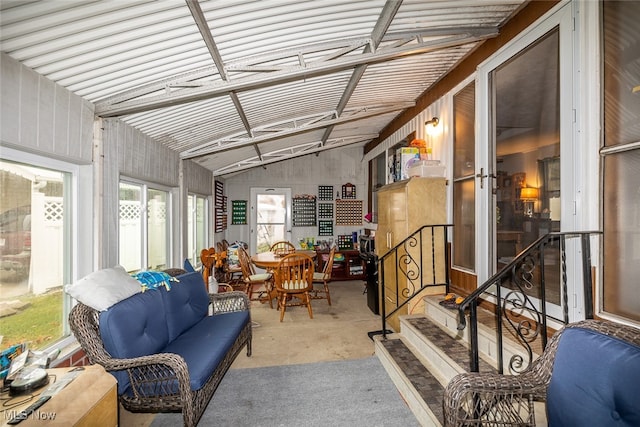 sunroom with lofted ceiling