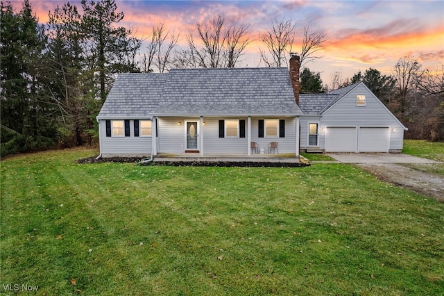 view of front of home featuring a yard