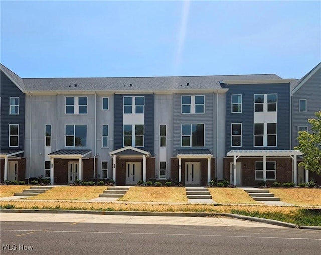 596 Mull Ave Unit 8, Akron, OH 44313 - multi unit property featuring french doors and a pergola